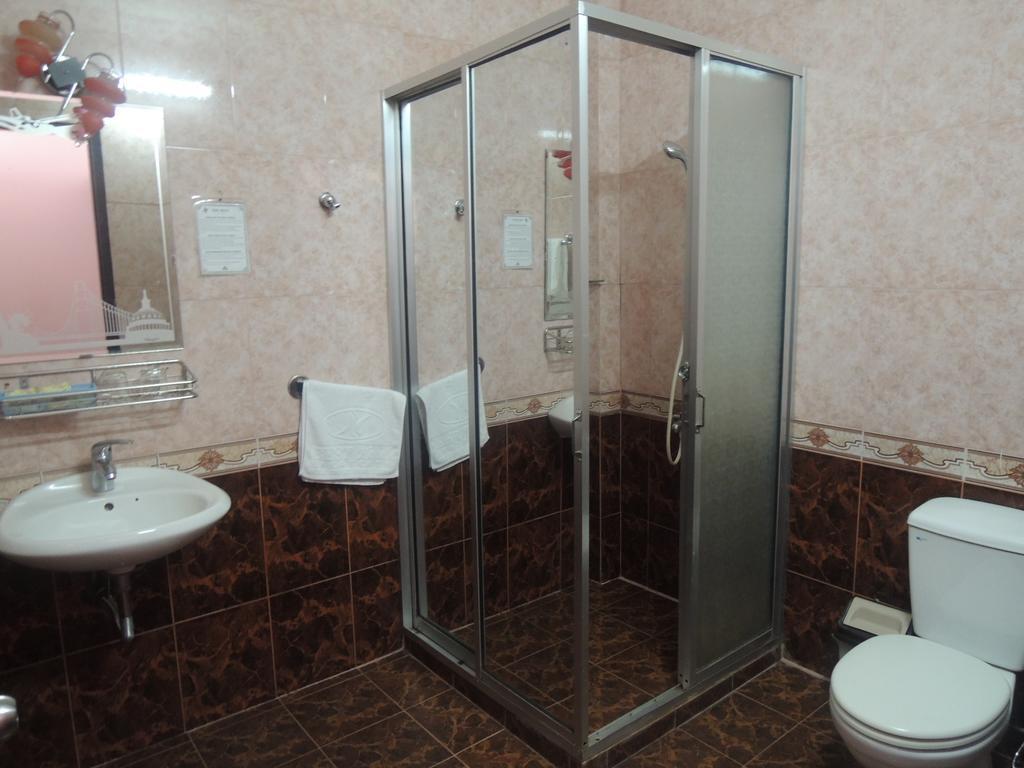 Y Lan Hotel Da Lat Room photo