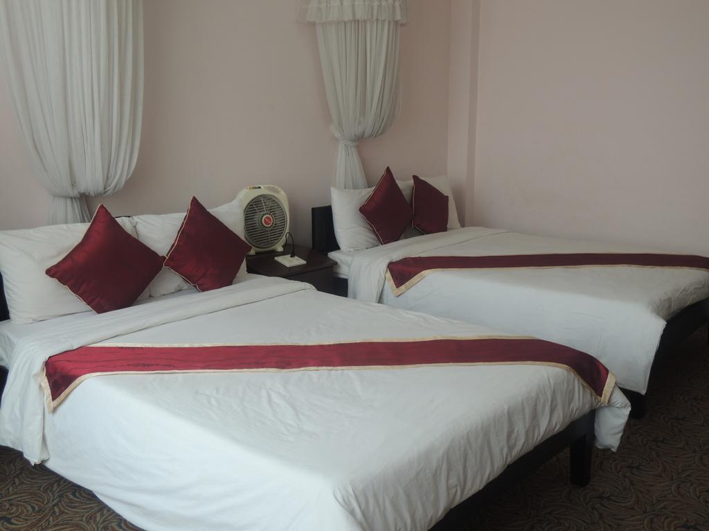 Y Lan Hotel Da Lat Exterior photo